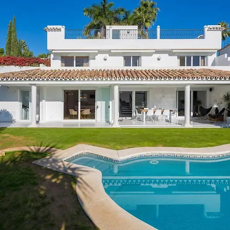 Family Altos Reales Marbella